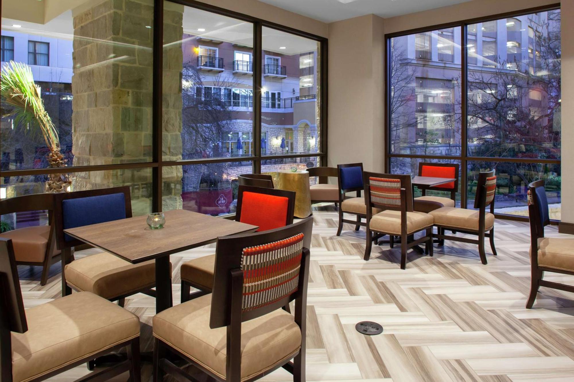 Hampton Inn&Suites San Antonio Riverwalk Buitenkant foto